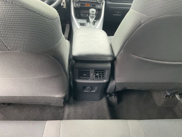 Used 2024 Toyota RAV4 LE image 27