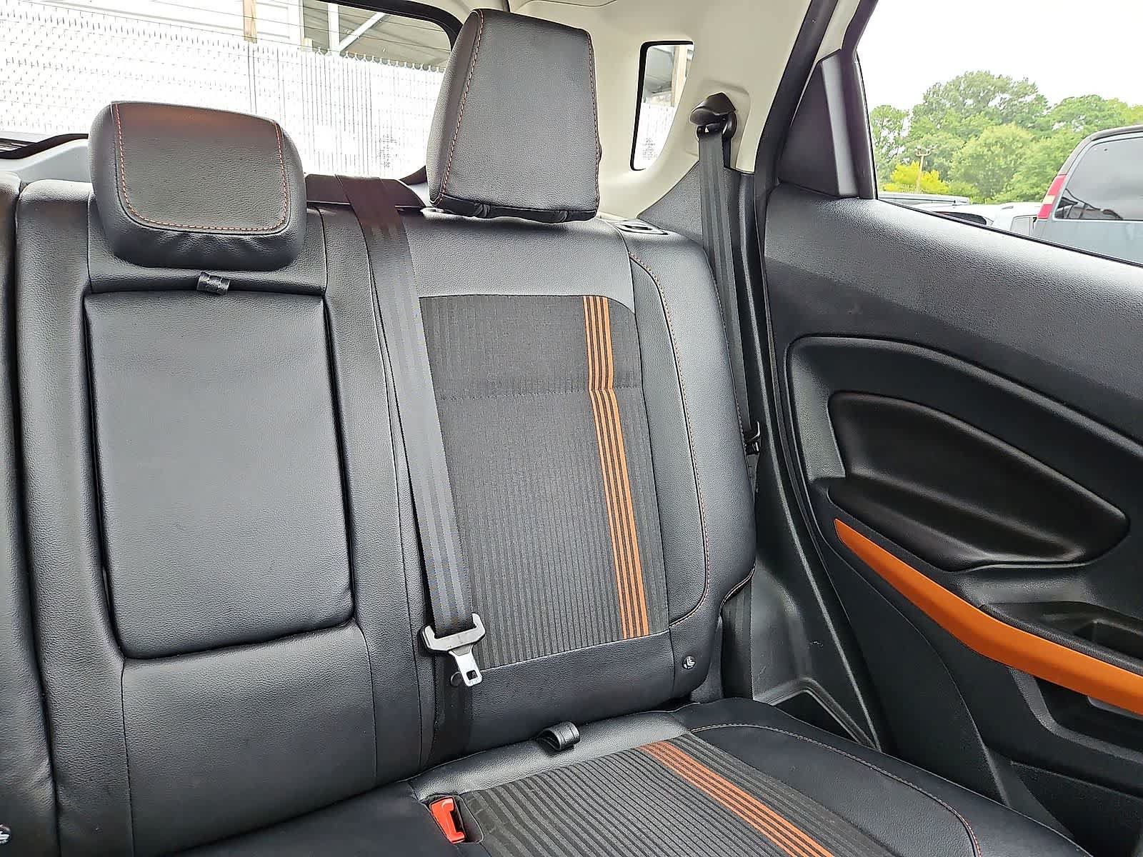 Used 2018 Ford EcoSport SES w/ SES Cold Weather Package AWD/4WD image 15