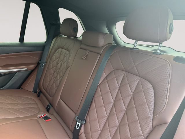 Certified 2024 BMW X5 xDrive50e w/ M Sport Package AWD/4WD image 13
