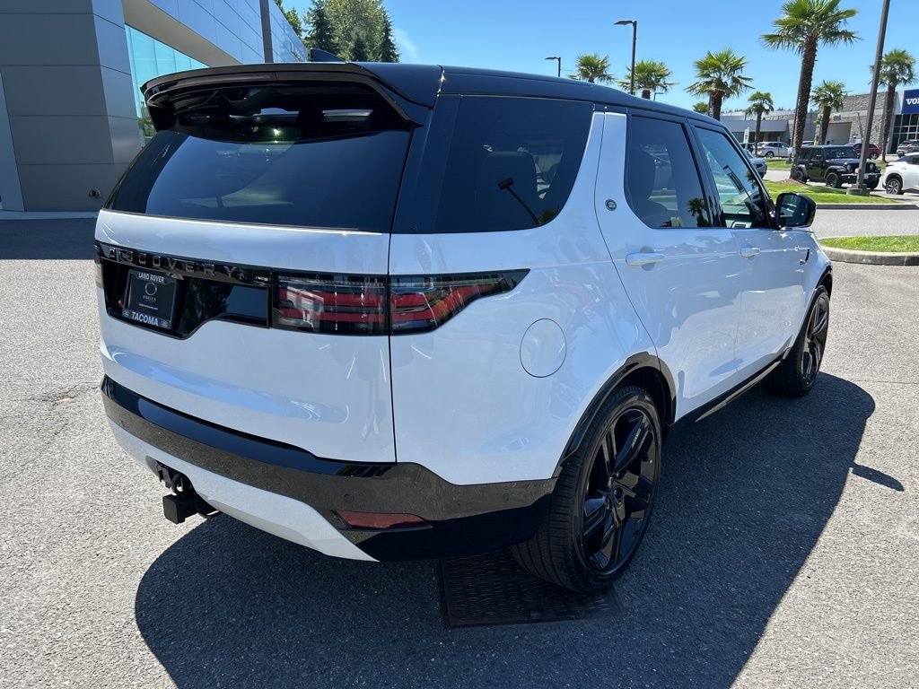 New 2025 Land Rover Discovery Dynamic SE image 7