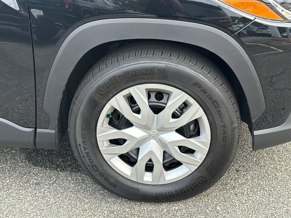 Certified 2024 Toyota Corolla Cross L image 12
