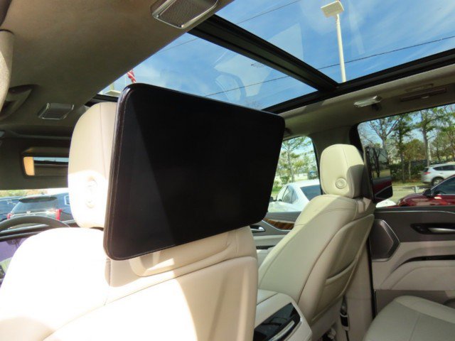 Used 2023 Cadillac Escalade Premium Luxury Platinum w/ LPO, Radiant Package image 22