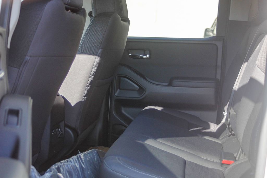 New 2024 Nissan Frontier SV w/ SV Convenience Package image 19