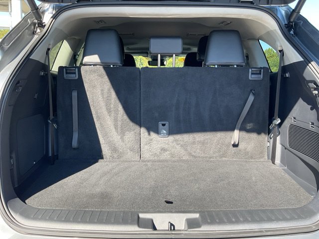 Used 2026 Toyota Highlander Limited AWD/4WD image 11