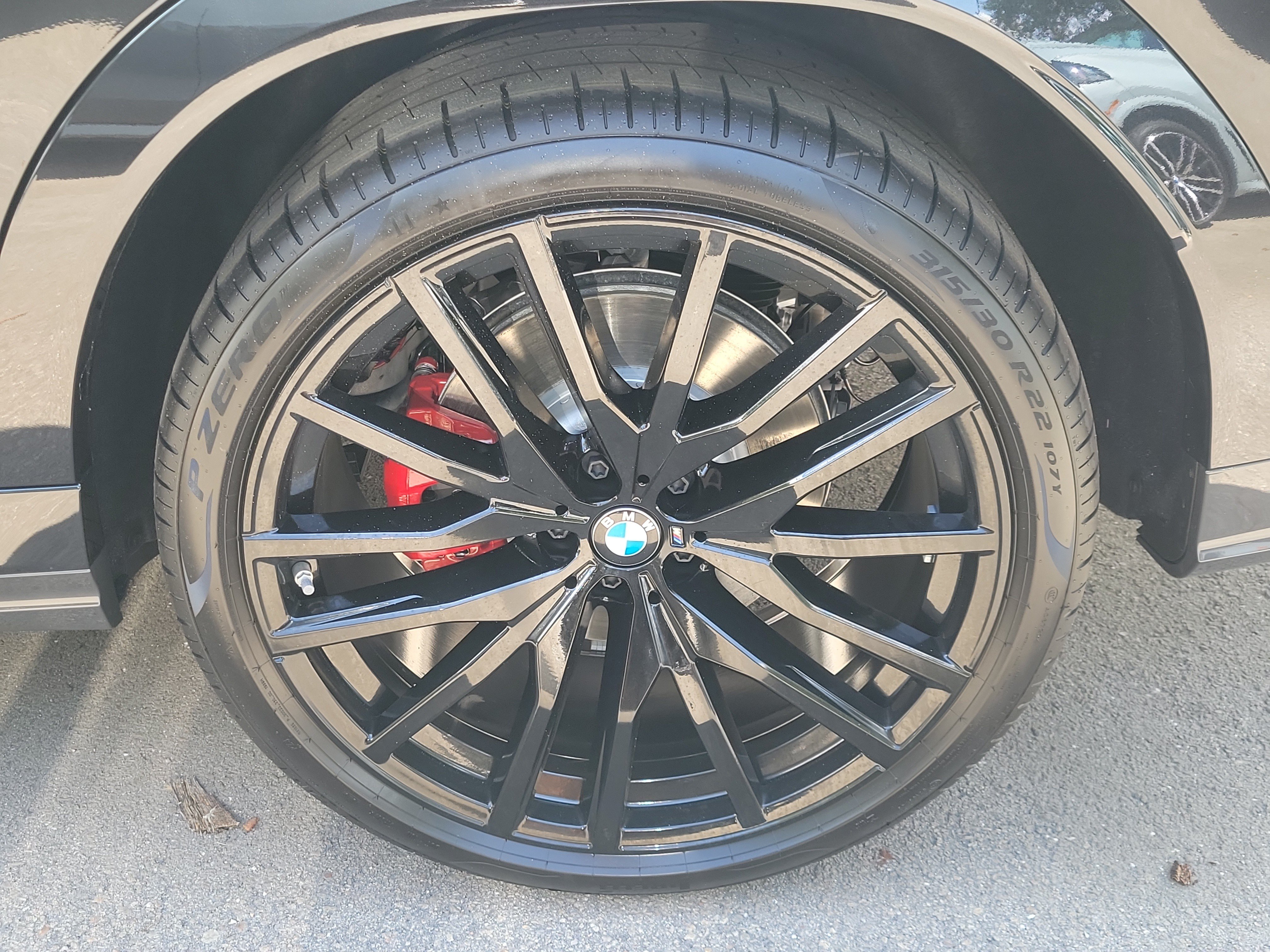 New 2027 BMW X6 xDrive40i w/ Premium Package AWD/4WD image 7