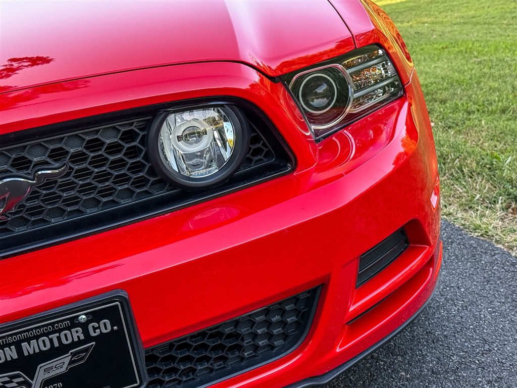 Used 2013 Ford Mustang GT Premium RWD image 11