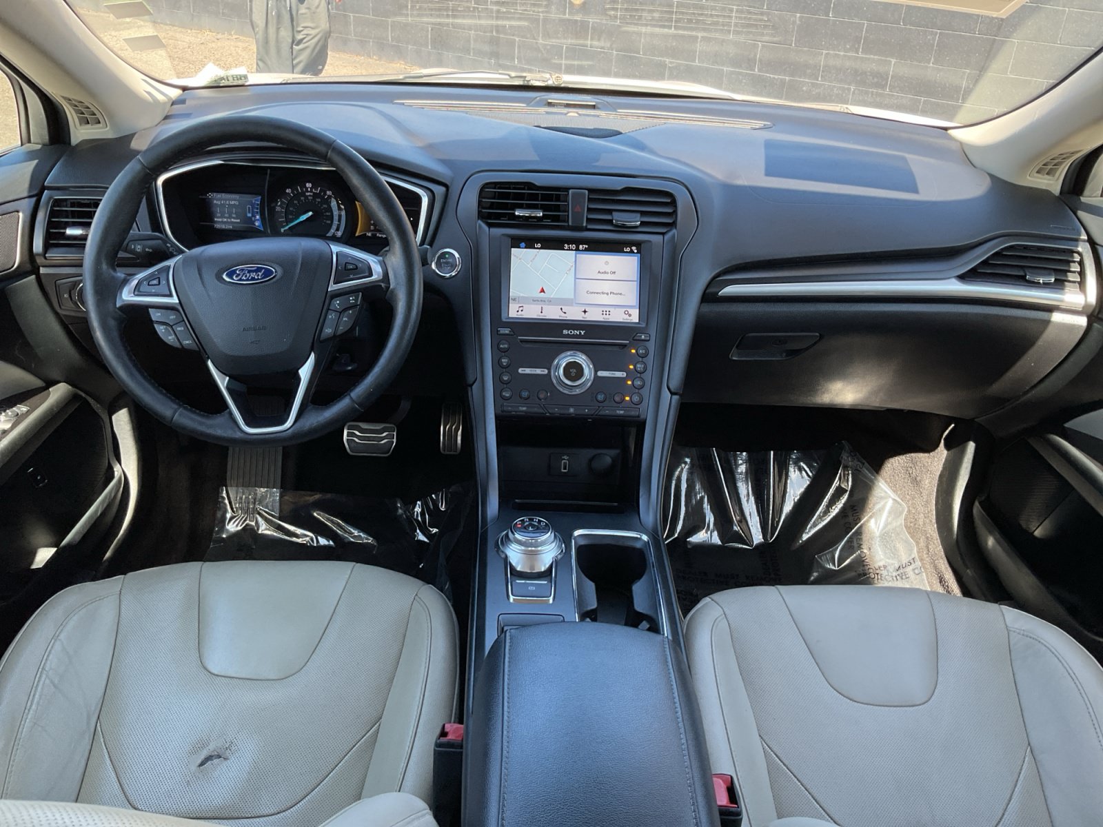 Used 2017 Ford Fusion Energi Titanium FWD image 17