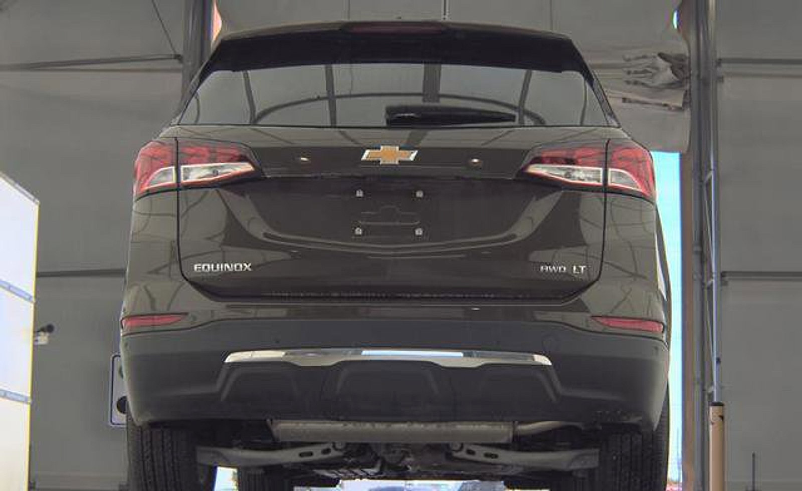 Used 2023 Chevrolet Equinox LT AWD/4WD image 9