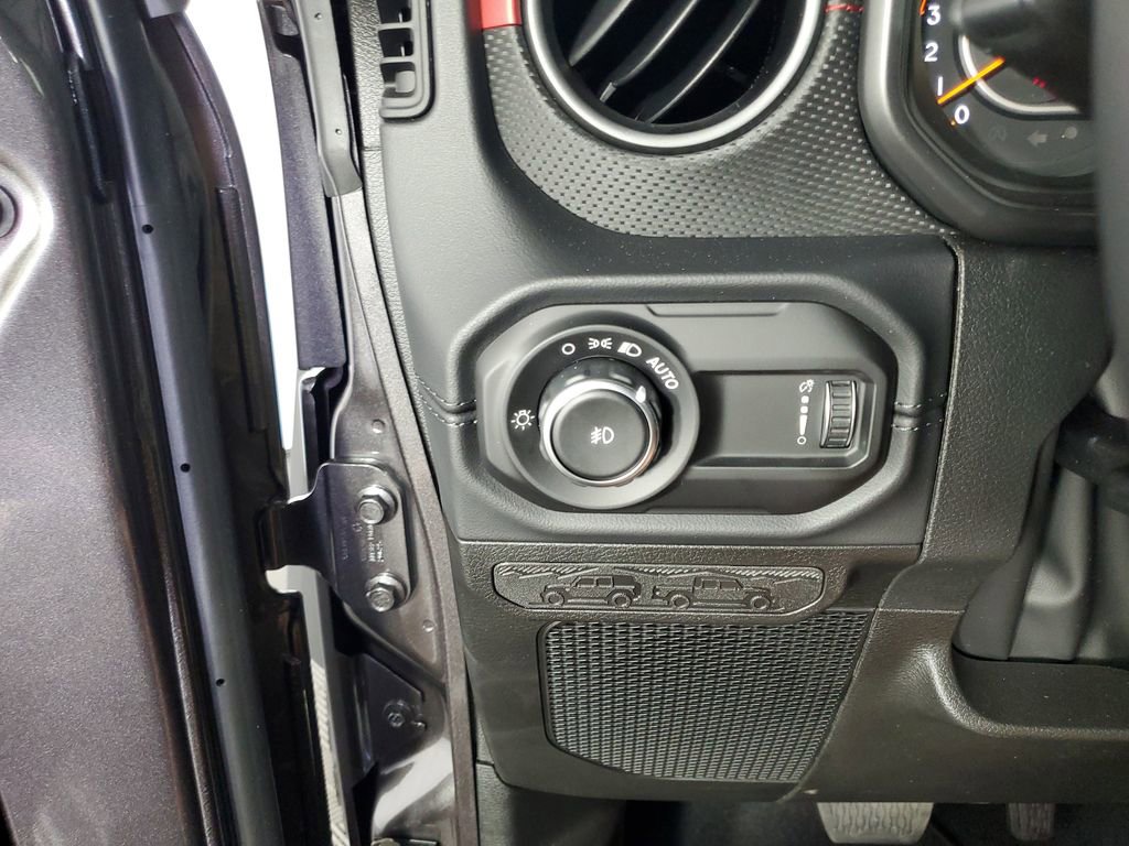 New 2026 Jeep Wrangler Unlimited Rubicon image 30