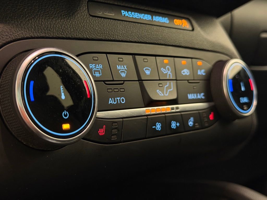 Used 2024 Ford Escape ST-Line image 3