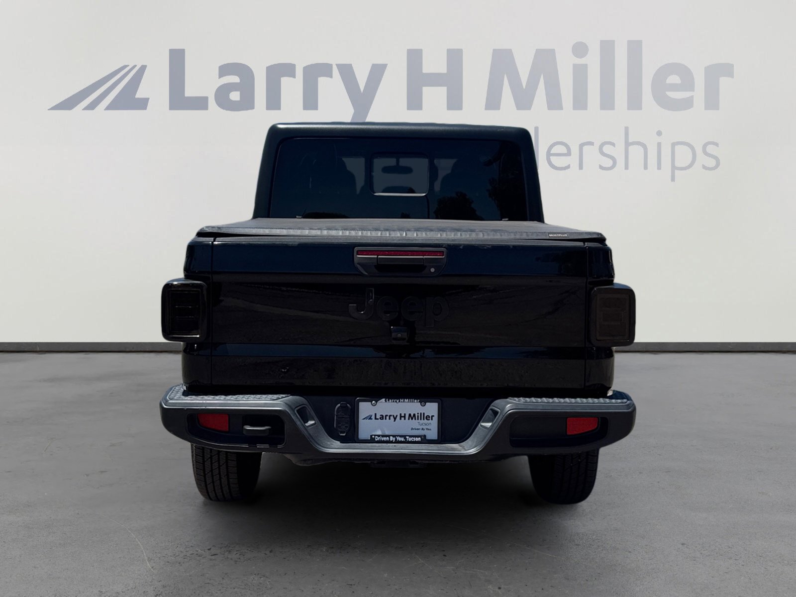 Used 2020 Jeep Gladiator Sport w/ Quick Order Package 24S AWD/4WD image 4