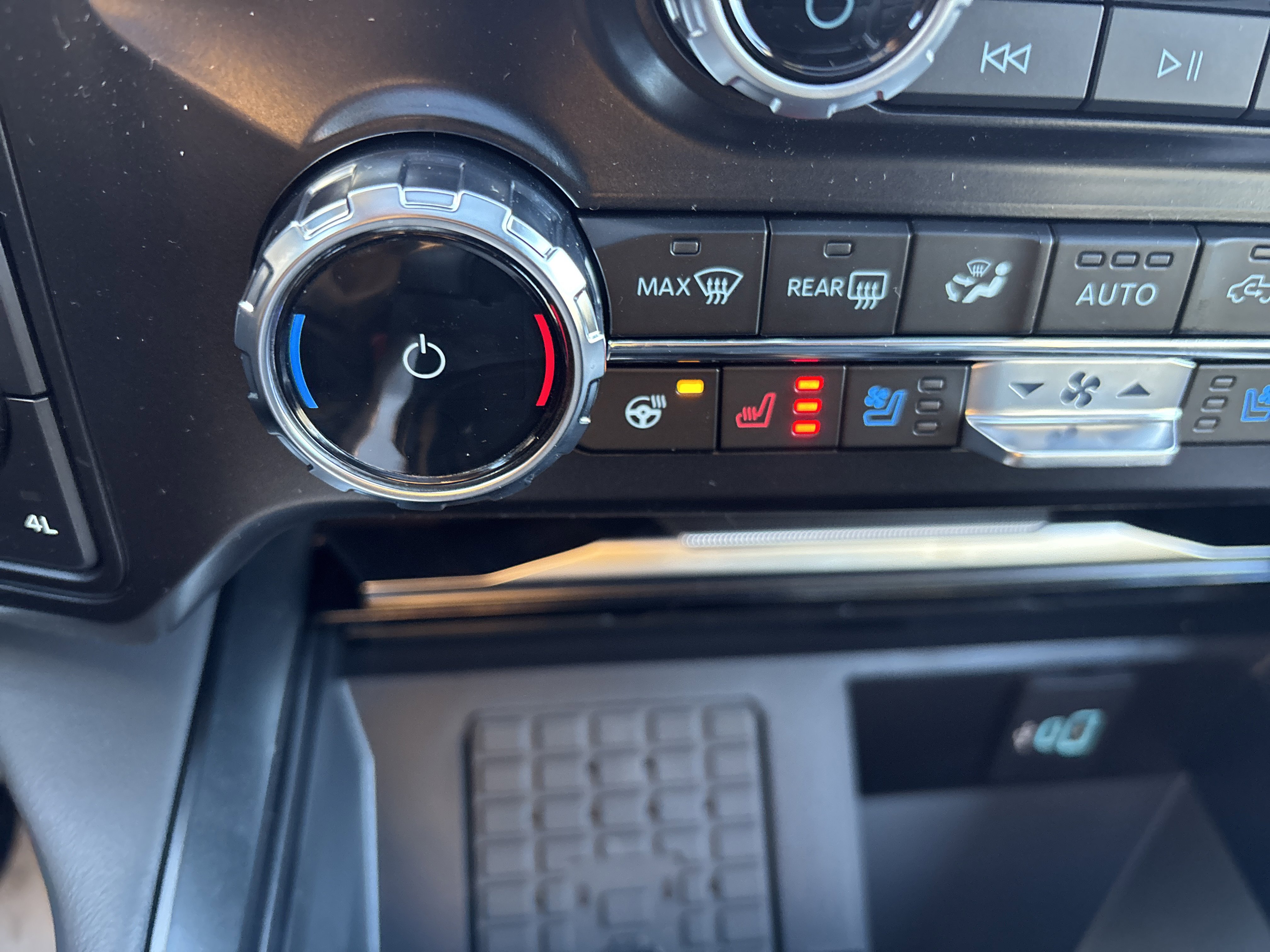 New 2026 Ford F250 Platinum image 29