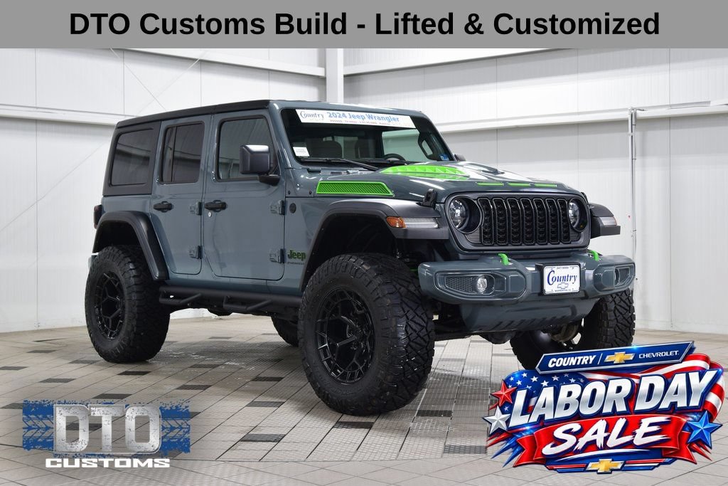 Used 2024 Jeep Wrangler Unlimited Rubicon w/ Safety Group AWD/4WD image 1