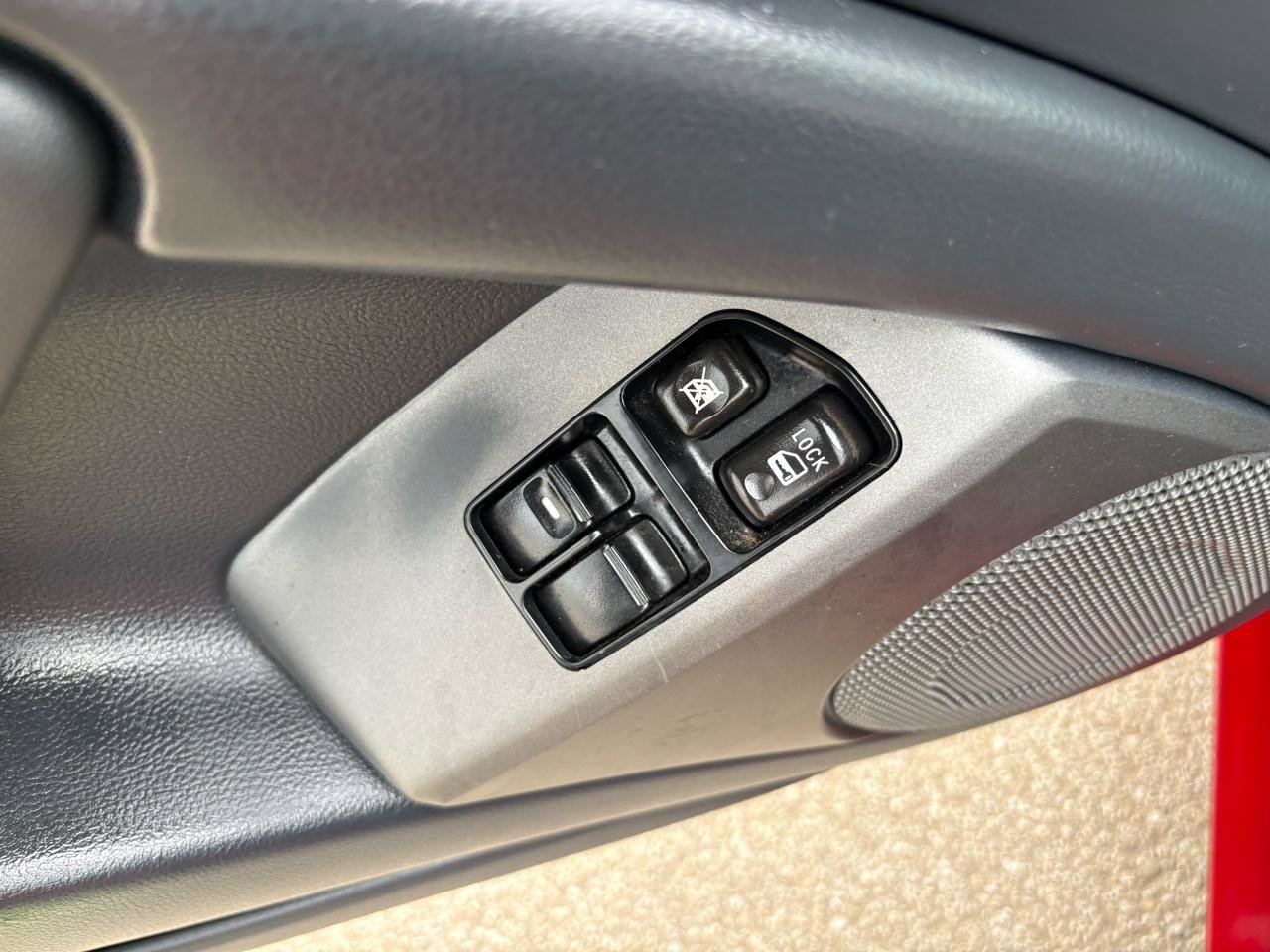 Used 2007 Mitsubishi Eclipse GS FWD image 41