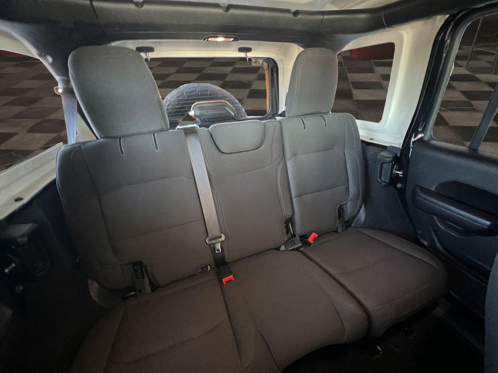 Used 2023 Jeep Wrangler Unlimited Sport AWD/4WD image 18