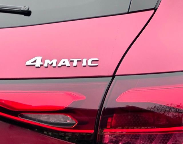 New 2026 Mercedes-Benz GLC 300 4MATIC image 12