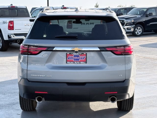 Used 2023 Chevrolet Traverse LT AWD/4WD image 6