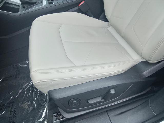 Certified 2022 Audi Q3 2.0T Premium w/ Convenience Package AWD/4WD image 18