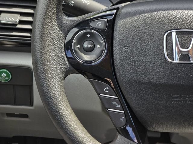 Used 2017 Honda Accord LX image 21