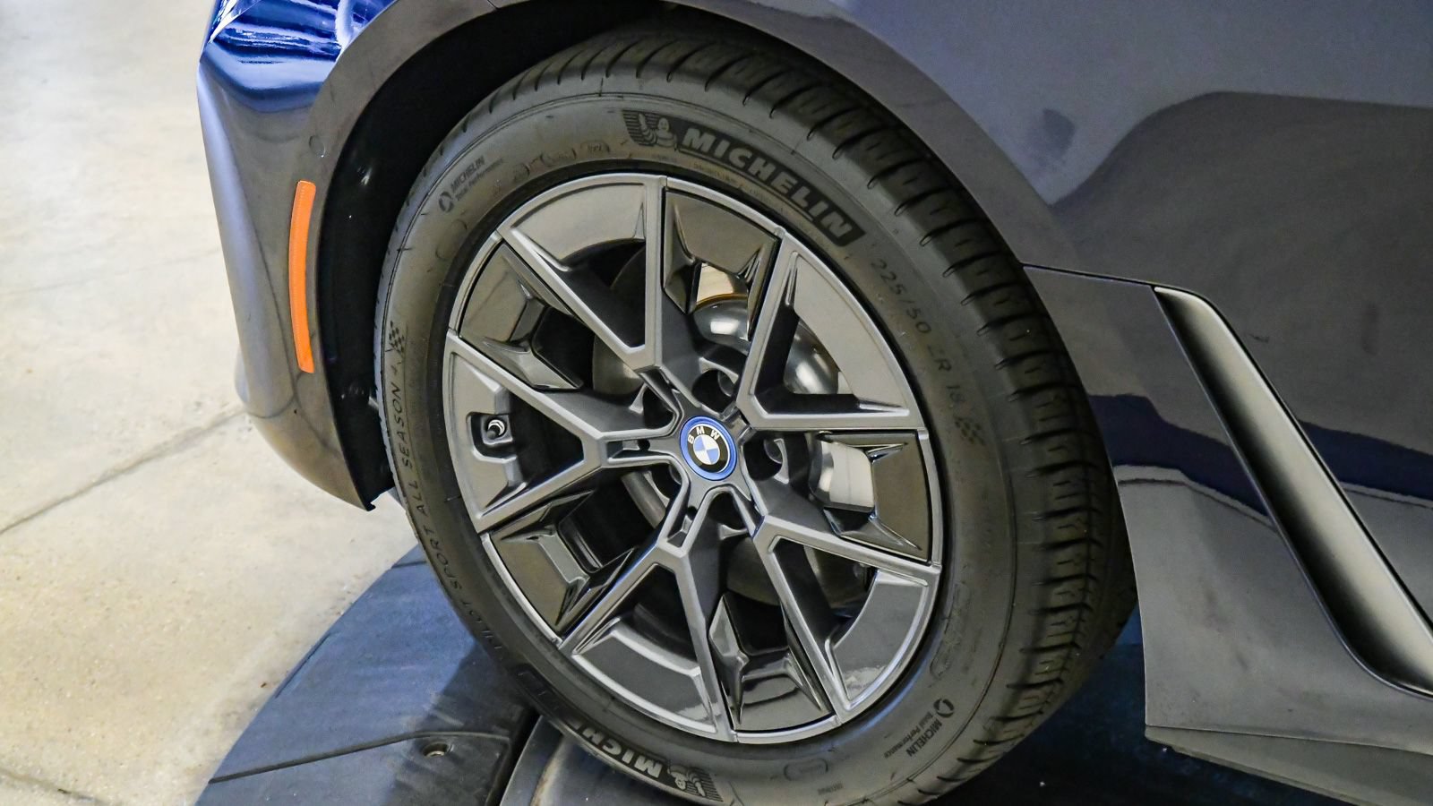 Certified 2023 BMW i4 eDrive35 w/ Premium Package RWD image 9