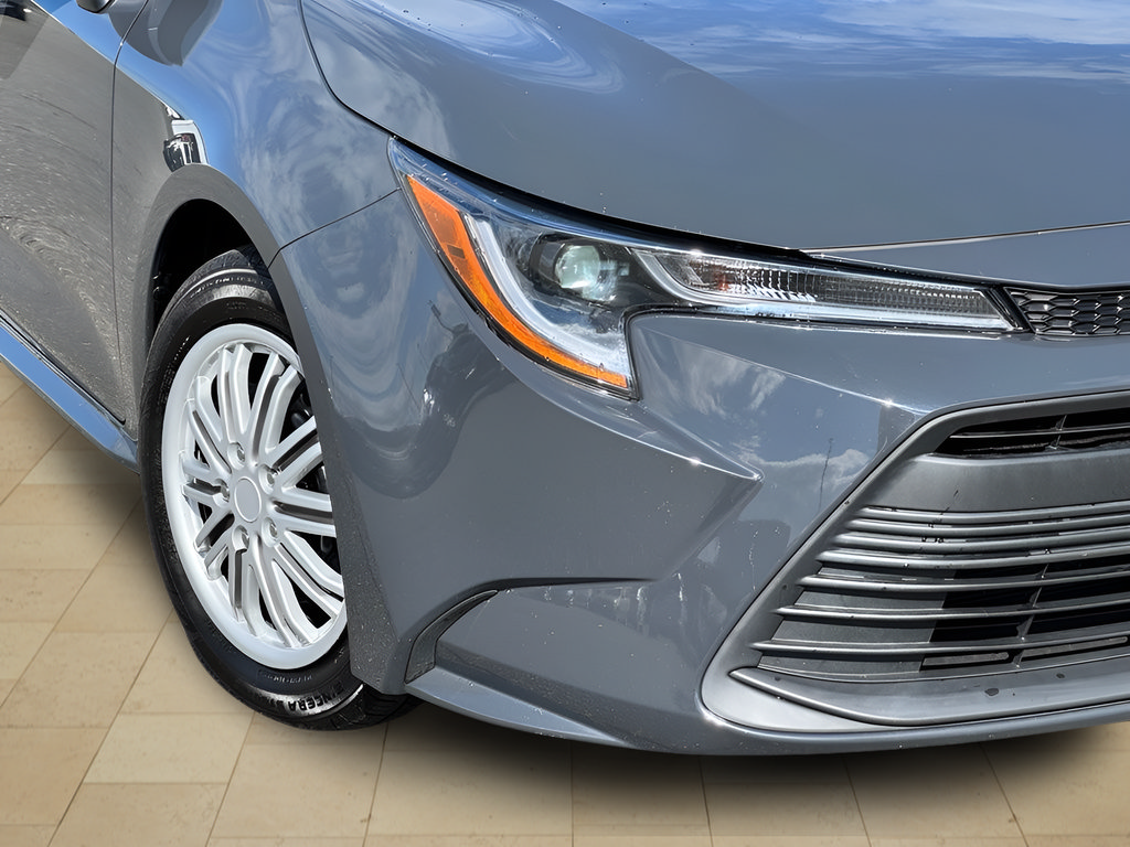 Used 2023 Toyota Corolla LE FWD image 36