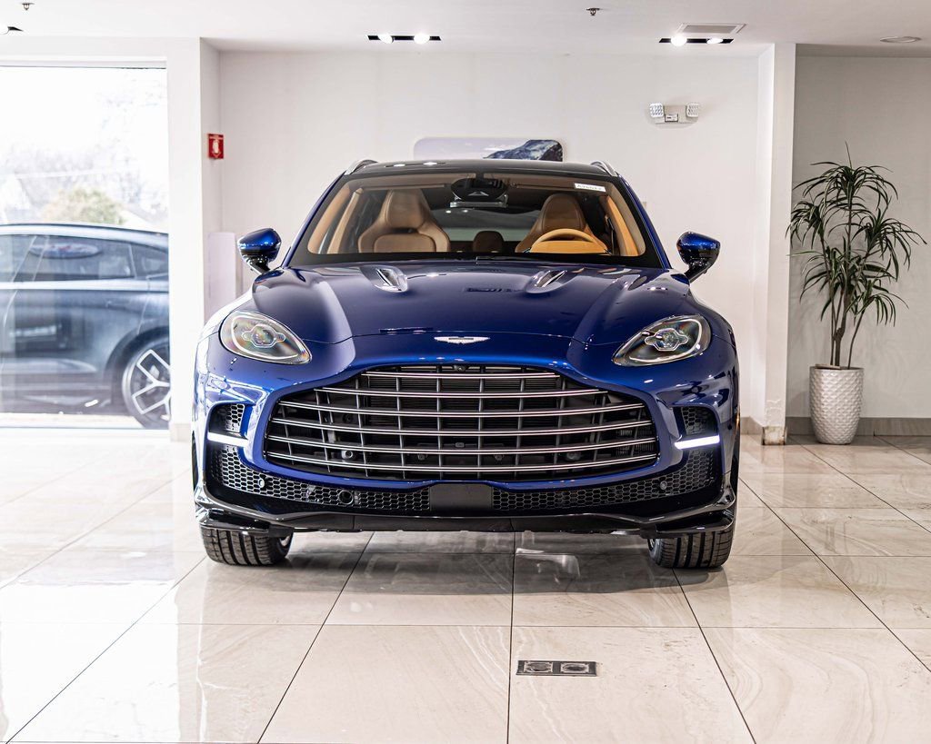 New 2026 Aston Martin DBX 707 AWD/4WD image 2