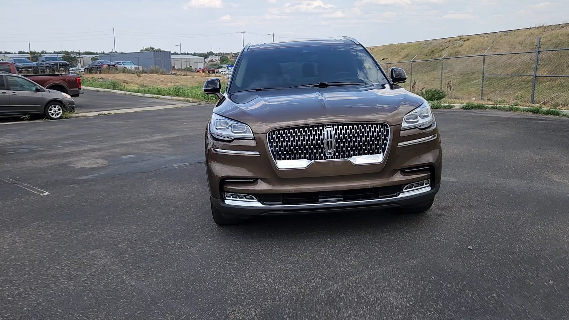 Used 2022 Lincoln Aviator Reserve w/ Equipment Group 201A RWD image 4