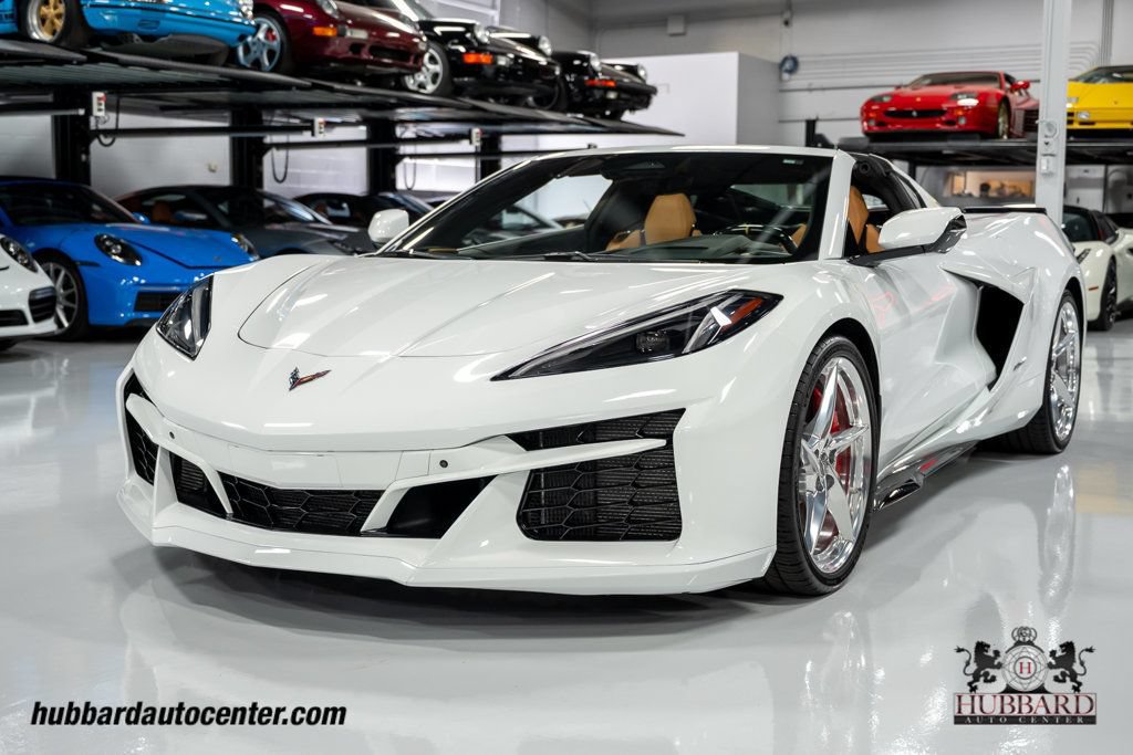 Used 2024 Chevrolet Corvette E-Ray w/ Chrome Exterior Badge Package AWD/4WD image 11