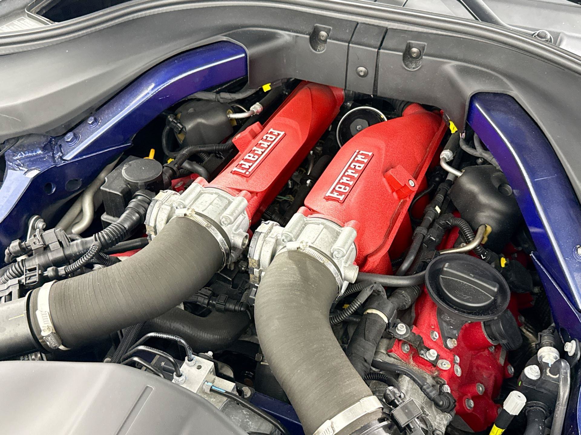 Used 2019 Ferrari Portofino RWD image 33