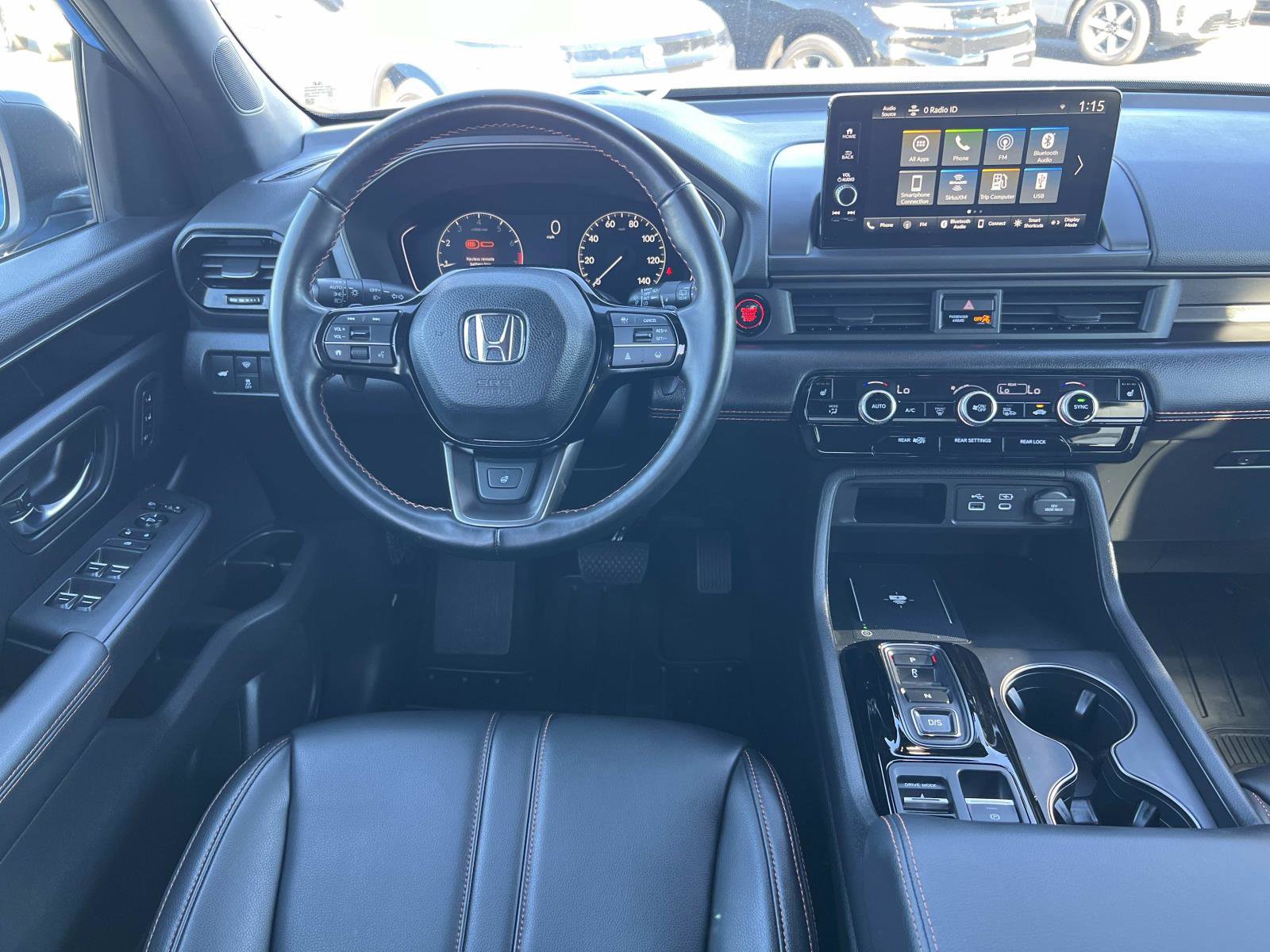 Used 2023 Honda Pilot TrailSport image 7