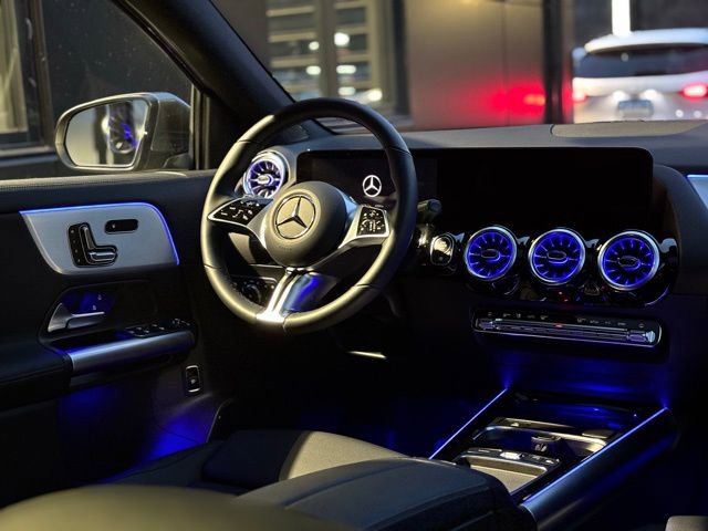 Used 2025 Mercedes-Benz GLA 250 GLA 250 image 49