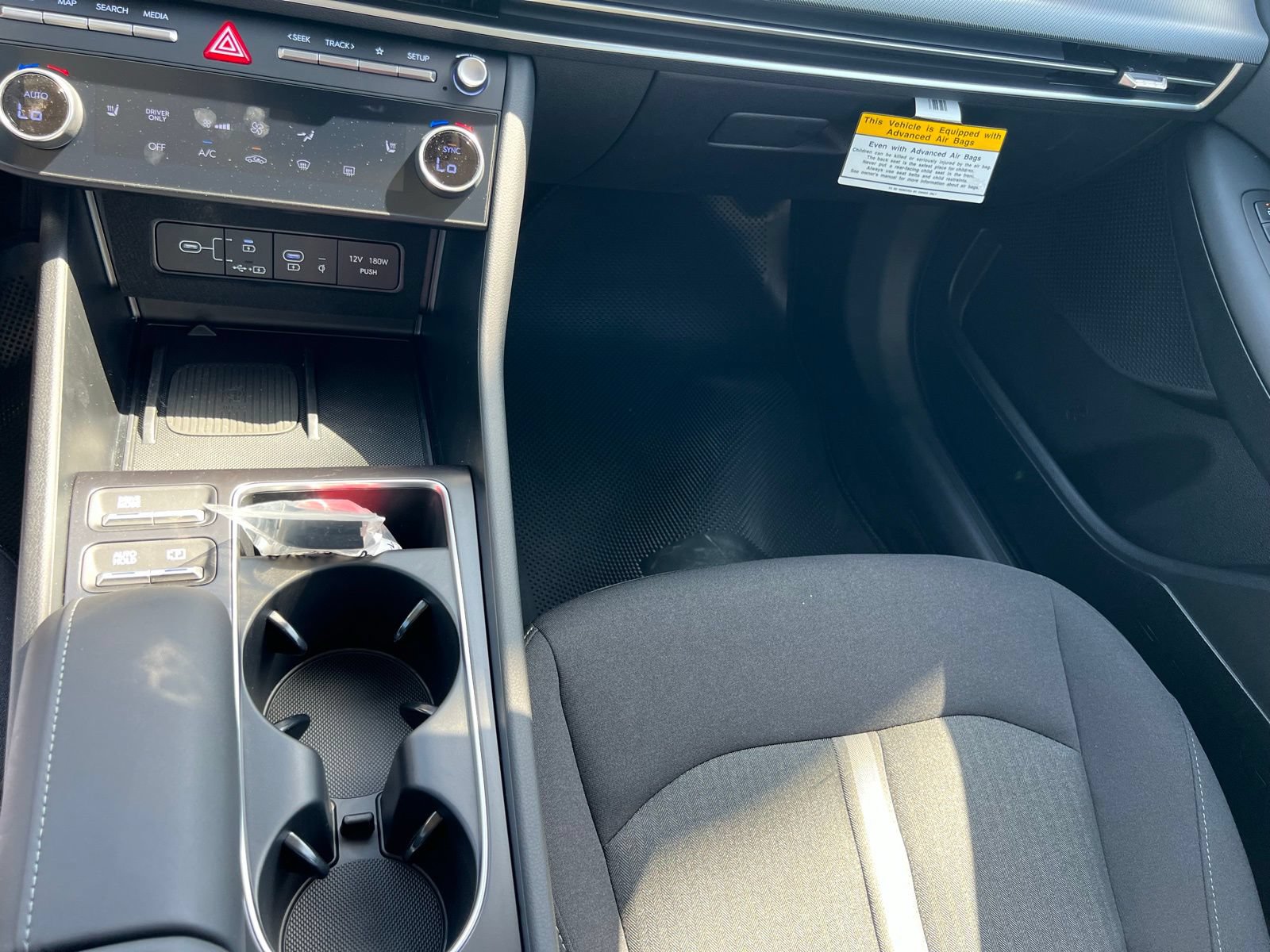 New 2025 Hyundai Sonata SEL FWD image 31