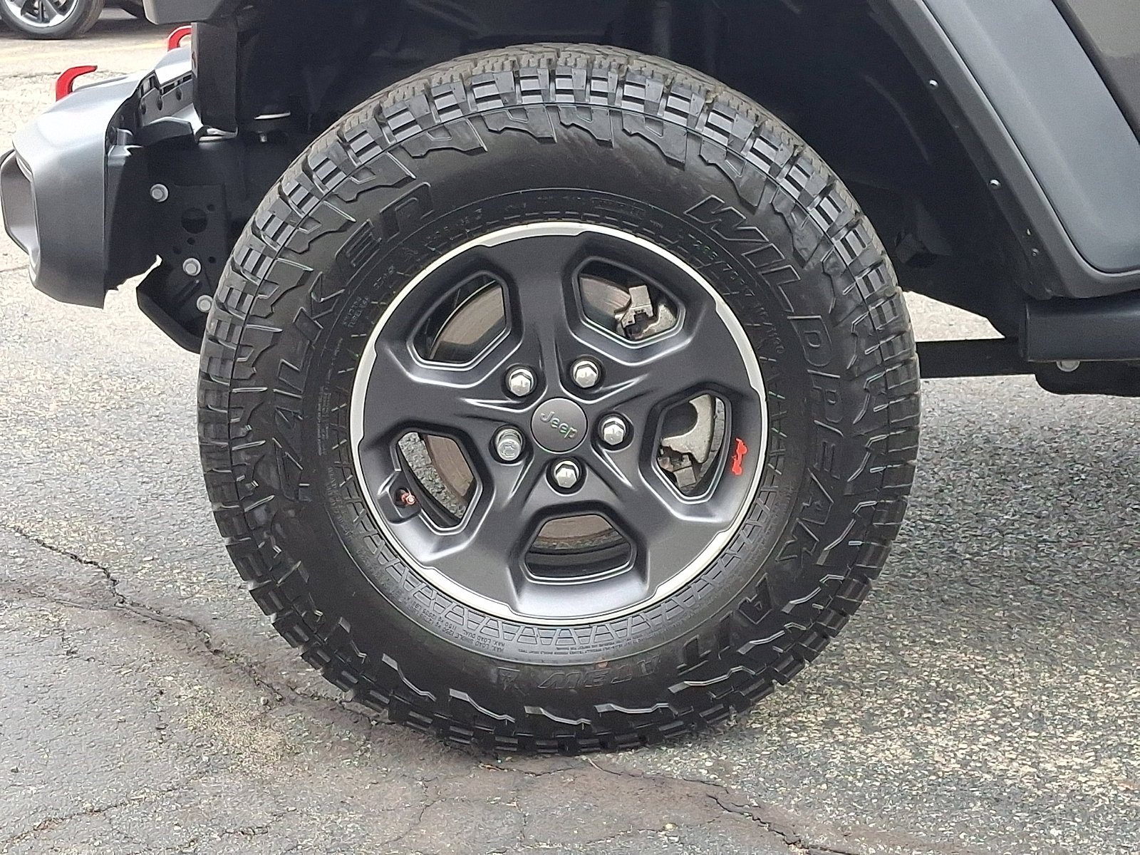 Used 2023 Jeep Gladiator Rubicon w/ Cold Weather Group image 11