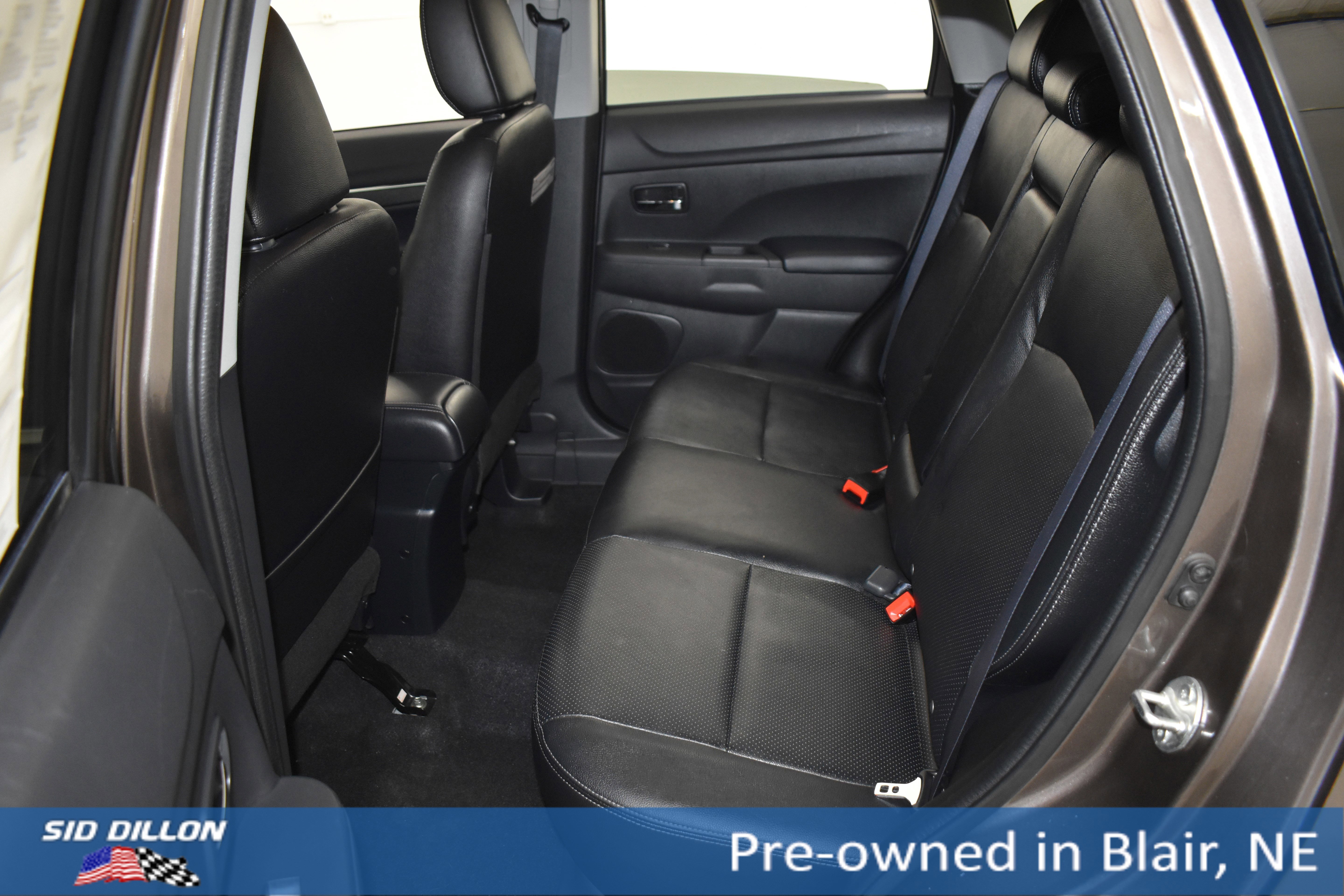 Used 2016 Mitsubishi Outlander Sport SEL image 8