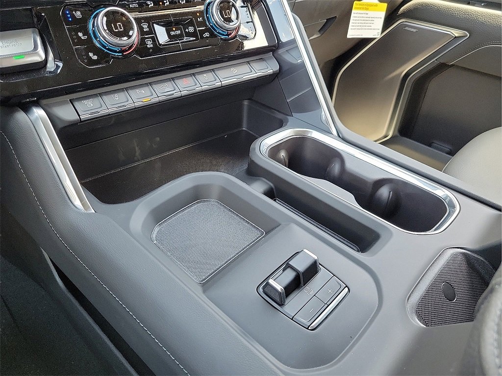 Used 2024 GMC Sierra 2500 Denali w/ Denali Reserve Package image 15