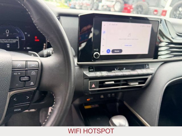 Used 2025 Toyota Camry SE FWD image 14