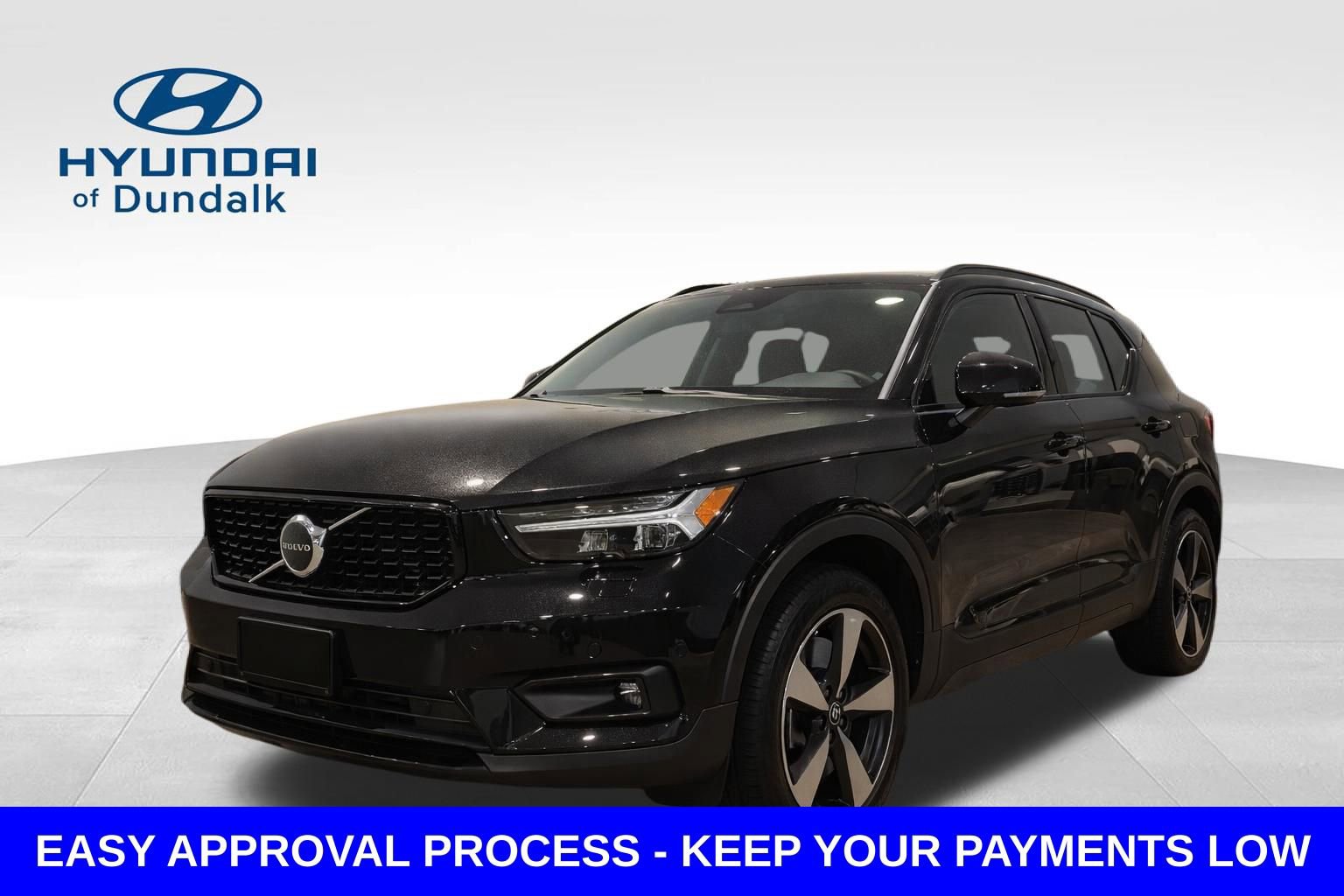 Used 2023 Volvo XC40 B5 Ultimate AWD/4WD image 1