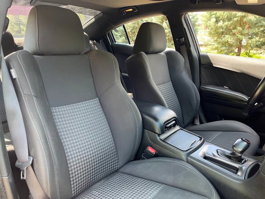 Used 2019 Dodge Charger GT w/ Blacktop Package image 38