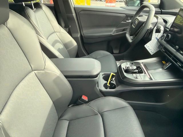 New 2026 Subaru Solterra AWD/4WD image 3