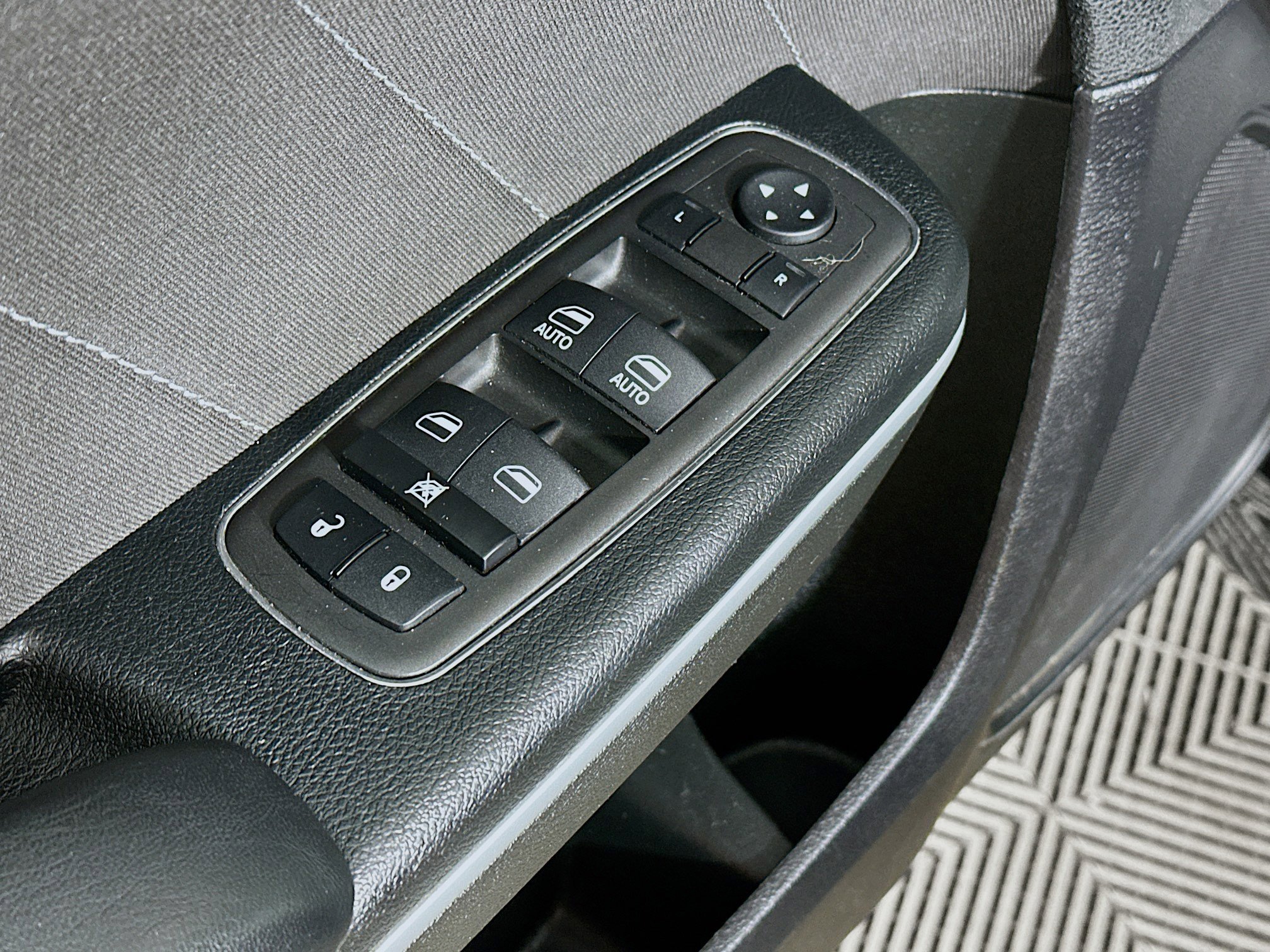 Used 2023 Dodge Charger GT image 17