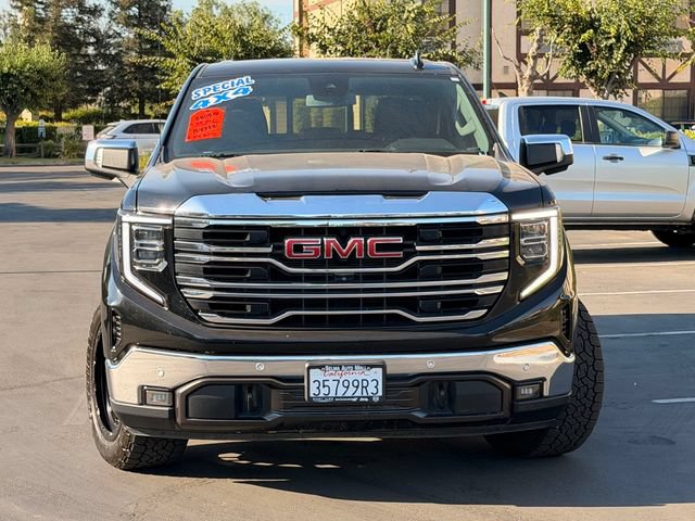 Used 2022 GMC Sierra 1500 SLT w/ SLT Premium Plus Package AWD/4WD image 3