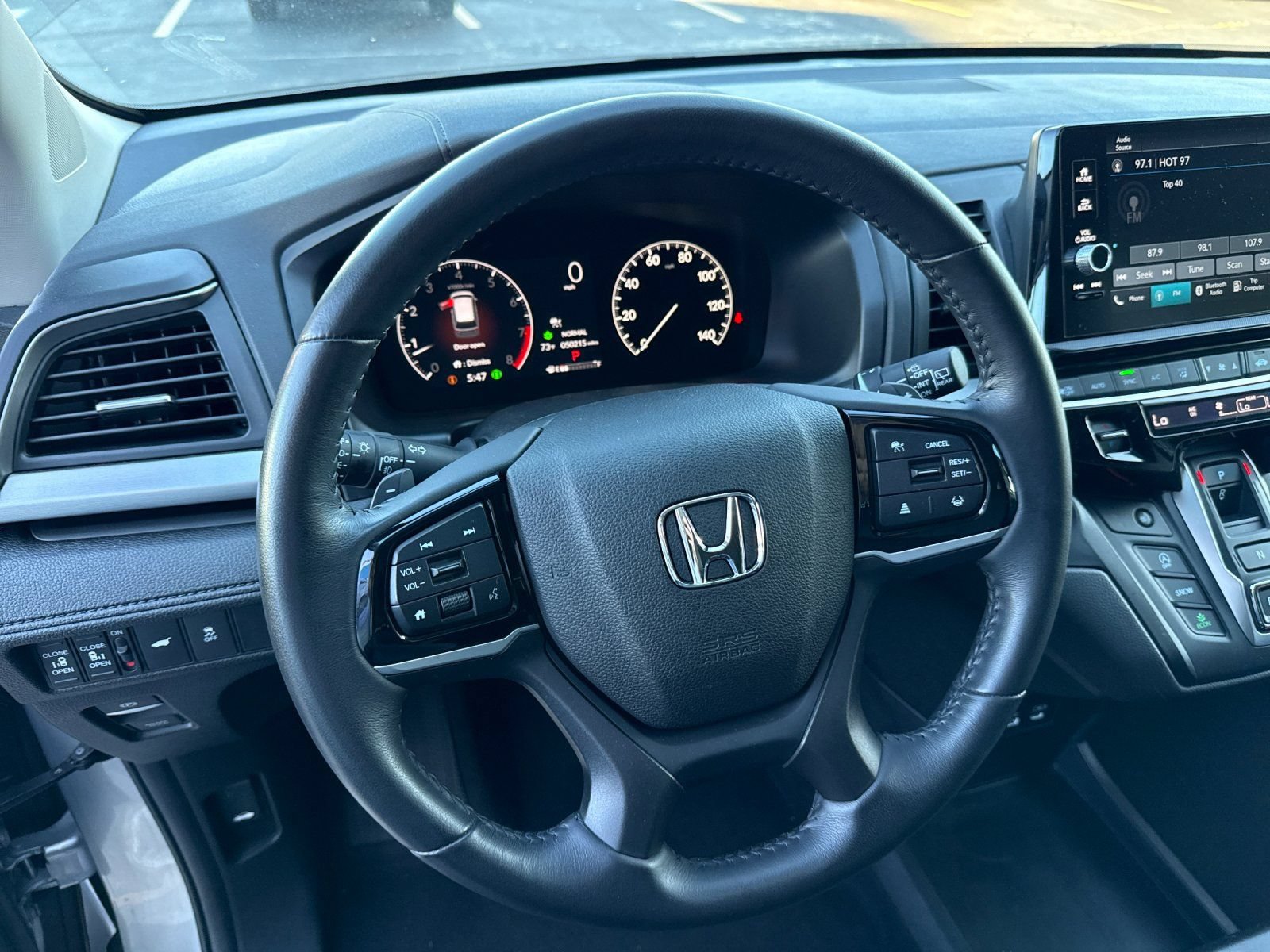Used 2025 Honda Odyssey EX-L image 26