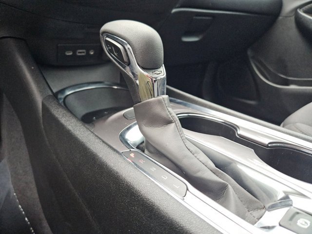Used 2023 Chevrolet Malibu LT image 19