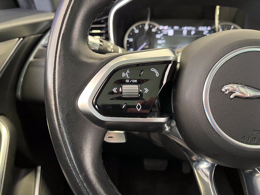 Used 2022 Jaguar F-PACE S AWD/4WD image 39