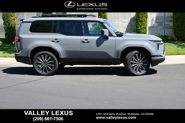 Certified 2024 Lexus GX 550 image 3