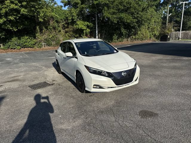 Certified 2024 Nissan Leaf SV Plus FWD image 3