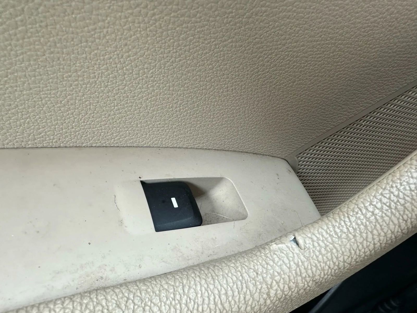 Used 2018 Hyundai Sonata SE w/ Cargo Package image 39