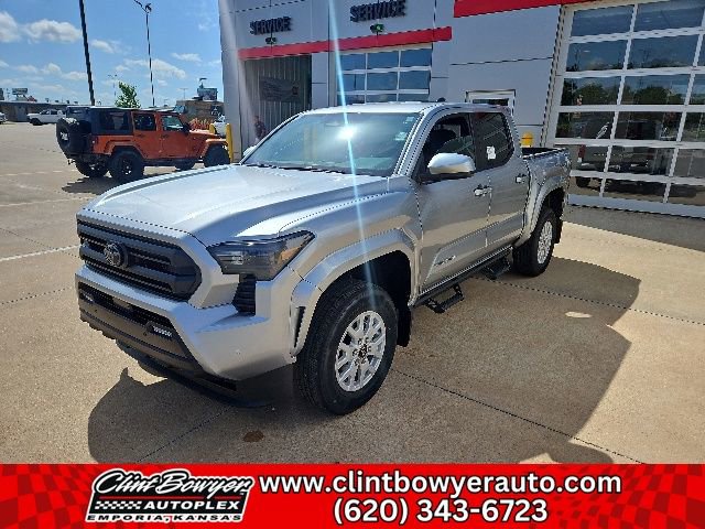 New 2026 Toyota Tacoma SR5 w/ SR5 Upgrade Package