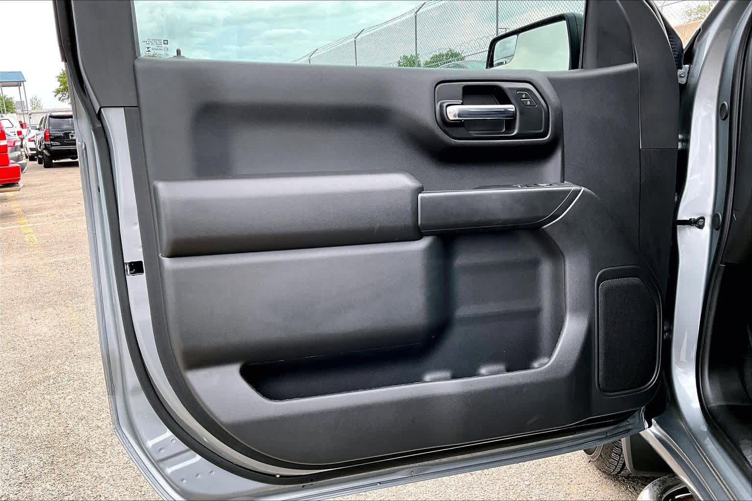 Used 2025 GMC Sierra 1500 Pro w/ Pro Value Package image 22