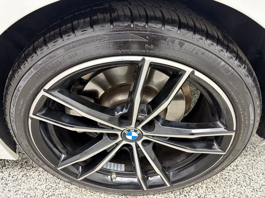 Used 2021 BMW 330e xDrive w/ Executive Package image 10